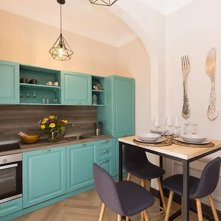 Beyond Colosseum ゲストハウス ローマ