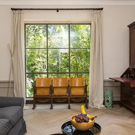 ゲストハウス Beyond Colosseum