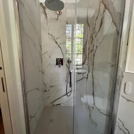 Beyond Colosseum ゲストハウス 4*