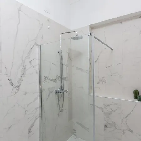 Pensionat Beyond Colosseum Rom