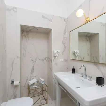 Beyond Colosseum Maison d'hôtes 4*