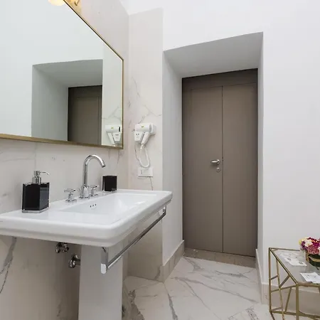 Maison d'hôtes Beyond Colosseum 4*