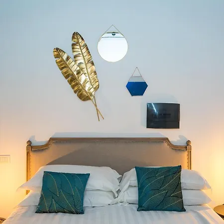 Pensionat Beyond Colosseum 4*