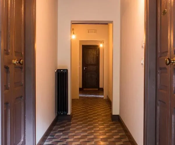 Beyond Colosseum Guest house