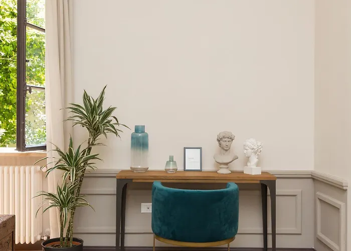 Beyond Colosseum Guest house