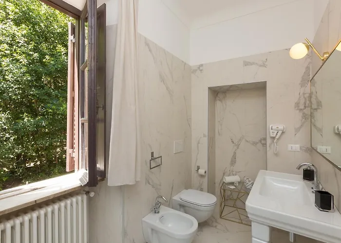 Beyond Colosseum Guest house 4*